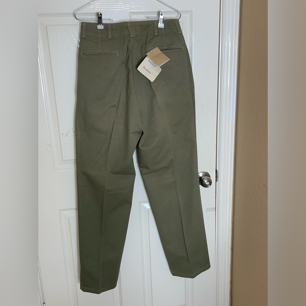 Armani Jeans Khaki Pants Mens Size 30/34 Olive Green Flat Front Casual Cotton‍‍‍ - Picture 4 of 11